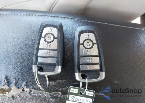 2017 Ford Fusion Titanium из США, поврежденный, VIN 3FA6P0K90HR115264